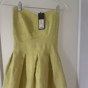 Akira Lime green scalloped Bandage dress NWT
